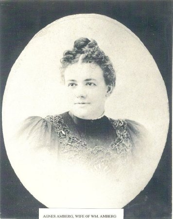 Photograph of Agnes Ward Amberg